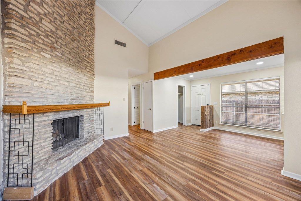 2808 Thrushwood DR B, Austin, TX 78757