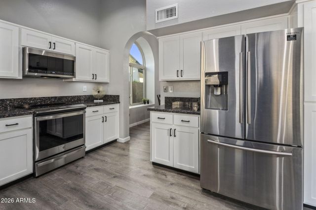 10848 E BECKER Lane, Scottsdale, AZ 85259