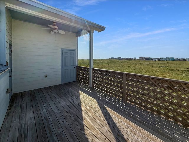 134 W Palm Beach Road, Port Aransas, TX 78373