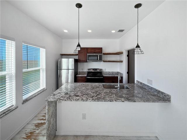 134 W Palm Beach Road, Port Aransas, TX 78373