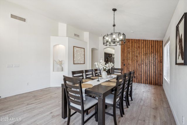 4440 E TETHER Trail, Phoenix, AZ 85050