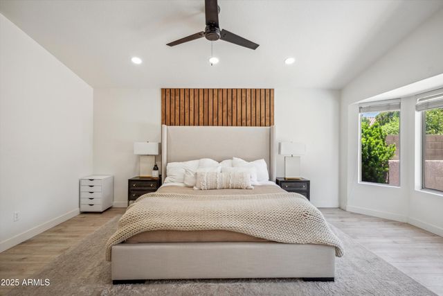 4440 E TETHER Trail, Phoenix, AZ 85050