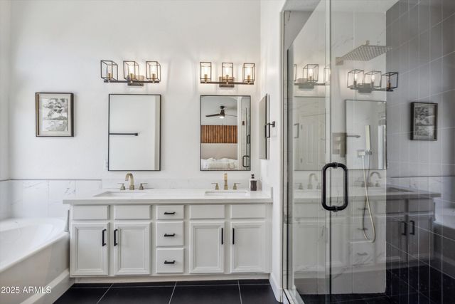 4440 E TETHER Trail, Phoenix, AZ 85050