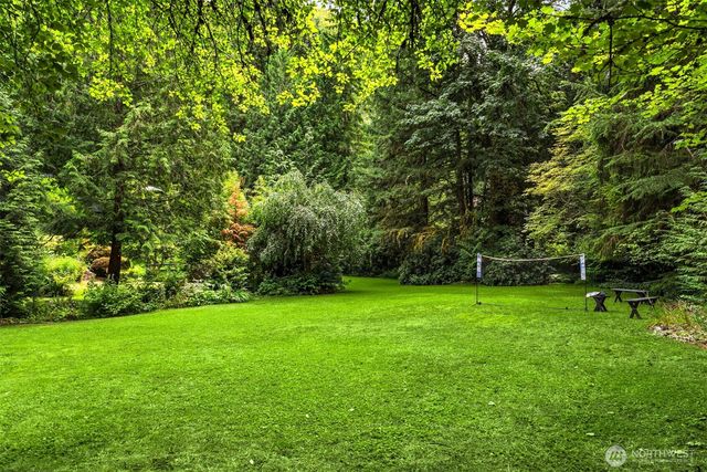 20200 37th Avenue NE, Lake Forest Park, WA 98155