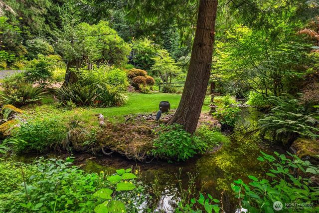 20200 37th Avenue NE, Lake Forest Park, WA 98155
