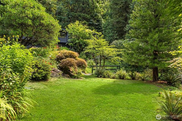 20200 37th Avenue NE, Lake Forest Park, WA 98155