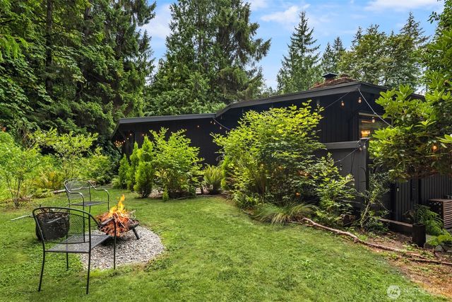 20200 37th Avenue NE, Lake Forest Park, WA 98155