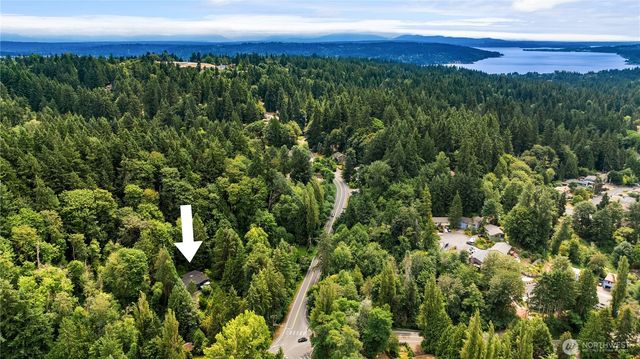 20200 37th Avenue NE, Lake Forest Park, WA 98155