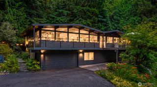 20200 37th Avenue NE, Lake Forest Park, WA 98155