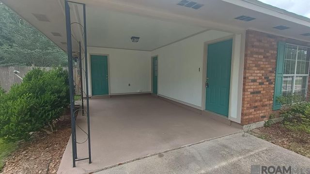 604 J W Davis Dr, Hammond, LA 70403