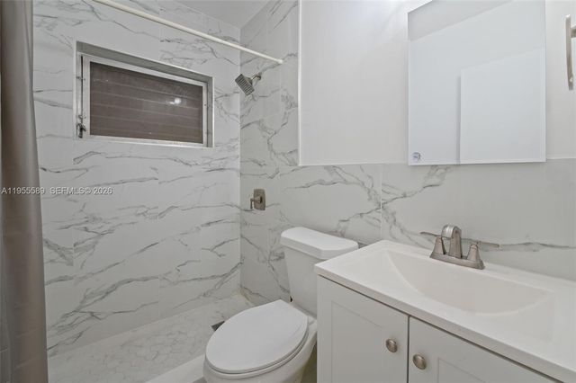 42 E 16th St, Hialeah, FL 33010