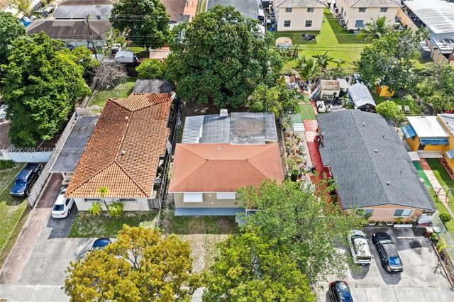 42 E 16th St, Hialeah, FL 33010