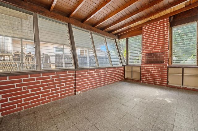 42 E 16th St, Hialeah, FL 33010