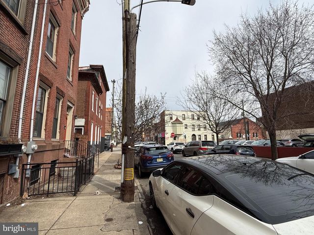 1410 S 9TH ST, Philadelphia, PA 19147