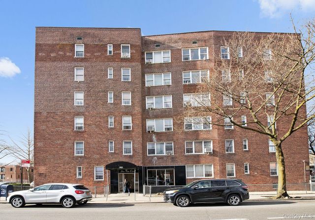 180 Van Cortlandt Park S 3B, Bronx, NY 10463