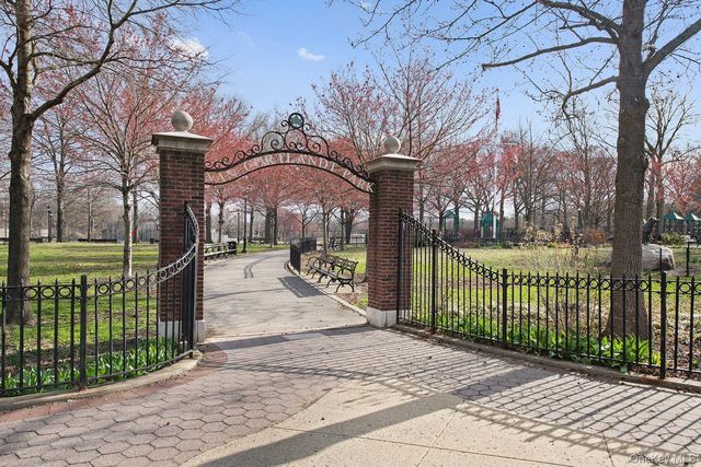 180 Van Cortlandt Park S 3B, Bronx, NY 10463