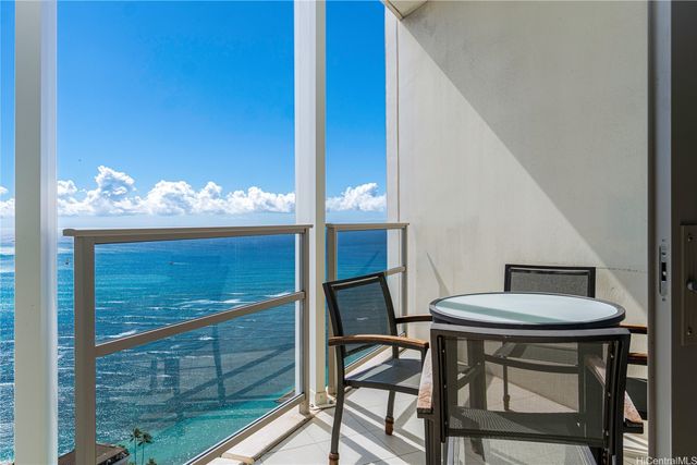 223 Saratoga Road 3710, Honolulu, HI 96815