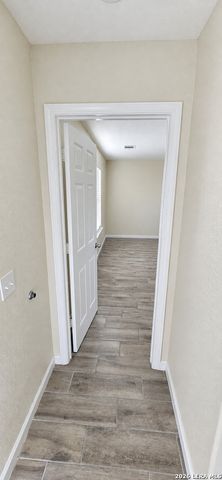 15727 COTTON TAIL LN, San Antonio, TX 78255