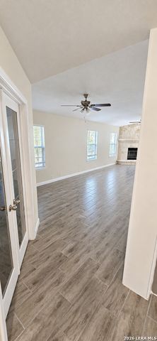 15727 COTTON TAIL LN, San Antonio, TX 78255