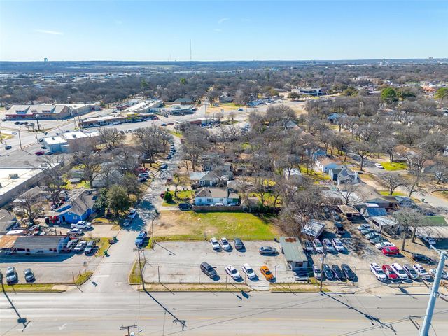 2329 Kings Avenue, Haltom City, TX 76117