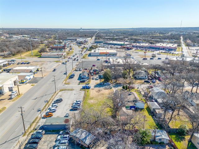 2329 Kings Avenue, Haltom City, TX 76117