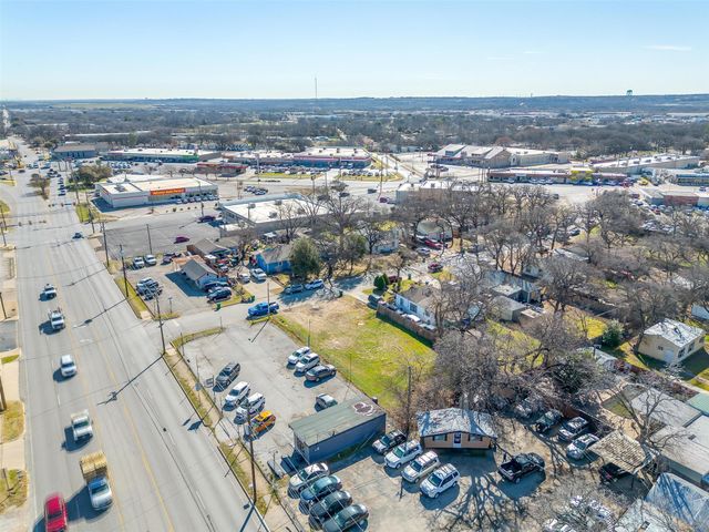 2329 Kings Avenue, Haltom City, TX 76117