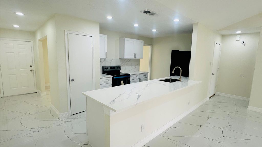 12407 Mistymont Drive, Houston, TX 77070