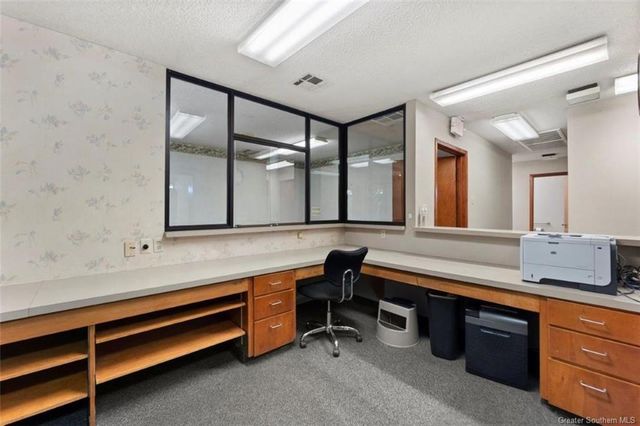 4150 Nelson Road 1, Lake Charles, LA 70605