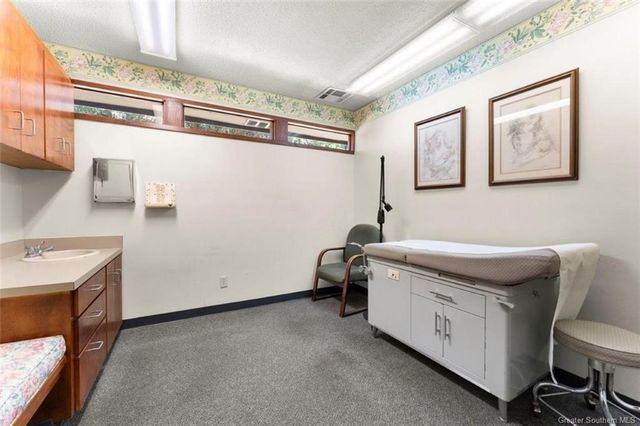 4150 Nelson Road 1, Lake Charles, LA 70605