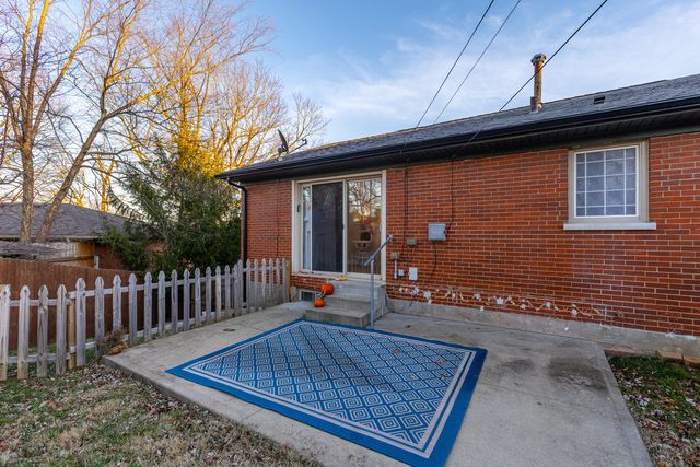 2059 Oleander Drive, Lexington, KY 40504