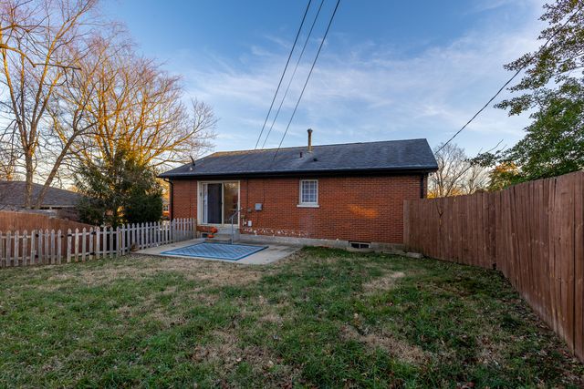 2059 Oleander Drive, Lexington, KY 40504