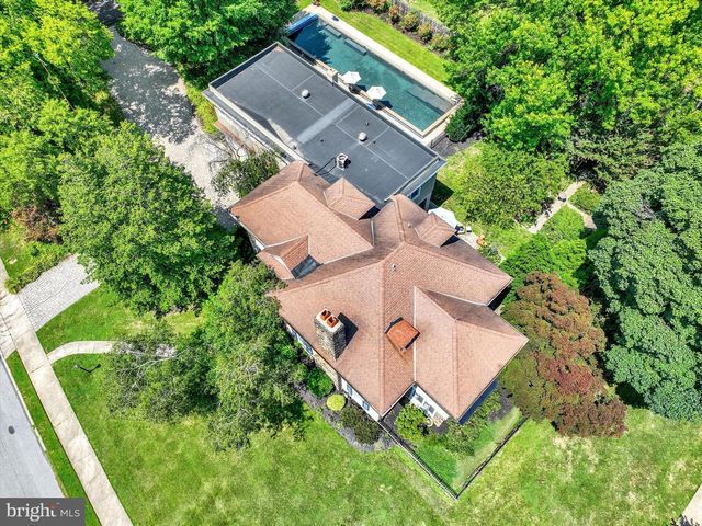 915 ARLINGTON ROAD, York, PA 17403
