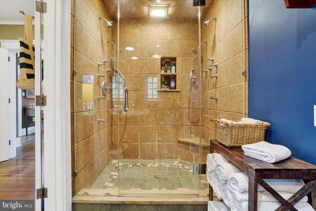 915 ARLINGTON ROAD, York, PA 17403