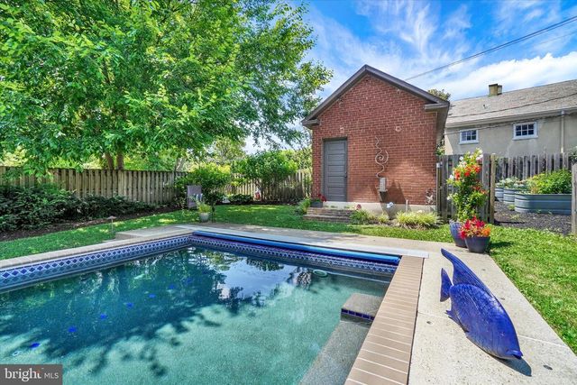 915 ARLINGTON ROAD, York, PA 17403