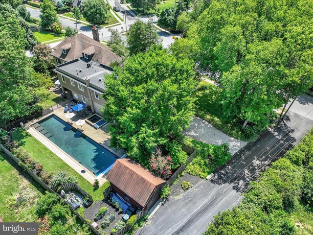 915 ARLINGTON ROAD, York, PA 17403