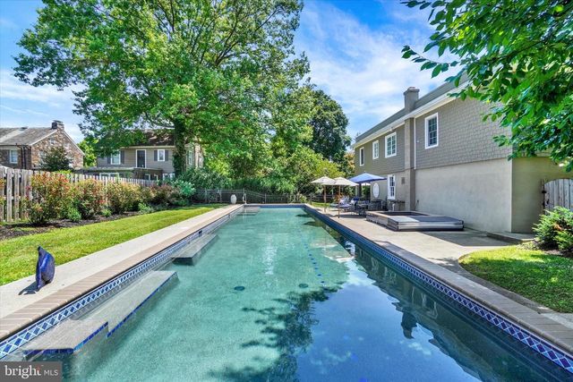 915 ARLINGTON ROAD, York, PA 17403