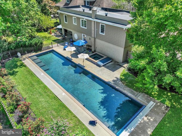 915 ARLINGTON ROAD, York, PA 17403