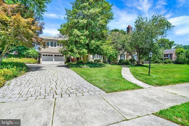 915 ARLINGTON ROAD, York, PA 17403