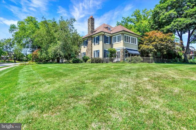 915 ARLINGTON ROAD, York, PA 17403
