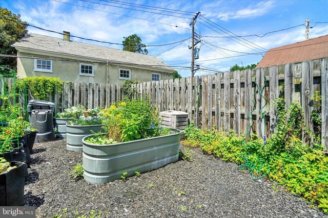 915 ARLINGTON ROAD, York, PA 17403