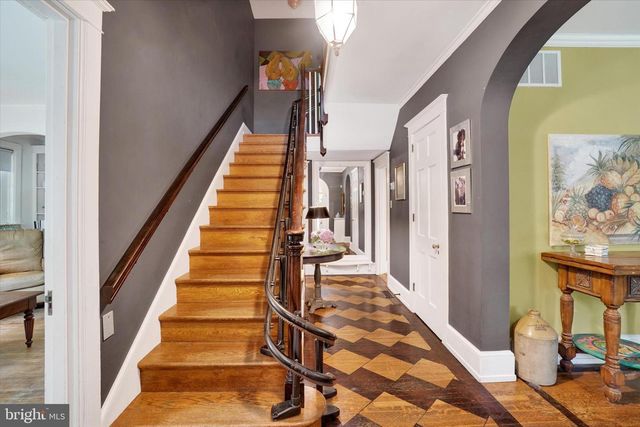 915 ARLINGTON ROAD, York, PA 17403
