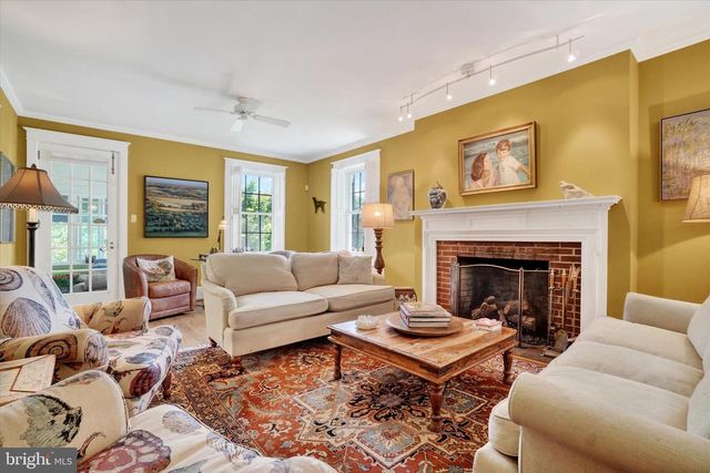 915 ARLINGTON ROAD, York, PA 17403