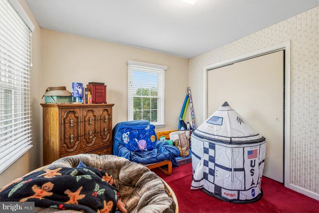 5935 SURRATTS VILLAGE DR, Clinton, MD 20735