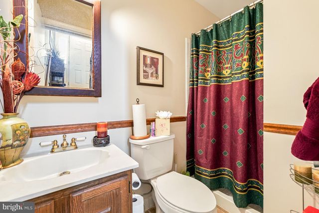 5935 SURRATTS VILLAGE DR, Clinton, MD 20735