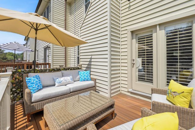 5935 SURRATTS VILLAGE DR, Clinton, MD 20735