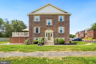 5935 SURRATTS VILLAGE DR, Clinton, MD 20735