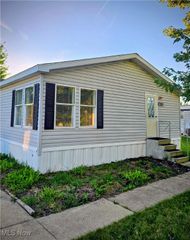 1426 Lancelot Drive, Streetsboro, OH 44241