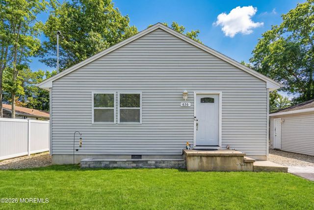 636 Chelsea Street, Forked River, NJ 08731