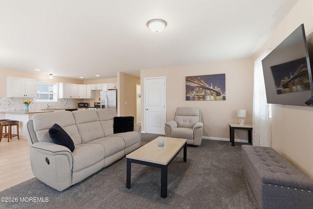 636 Chelsea Street, Forked River, NJ 08731