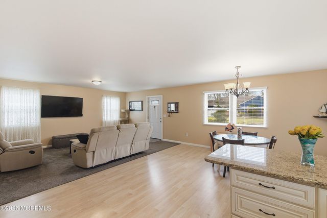 636 Chelsea Street, Forked River, NJ 08731